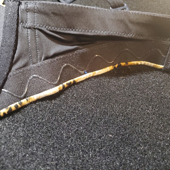 Victoria Secret cheeta print bombshell bra - Picture 5 of 6